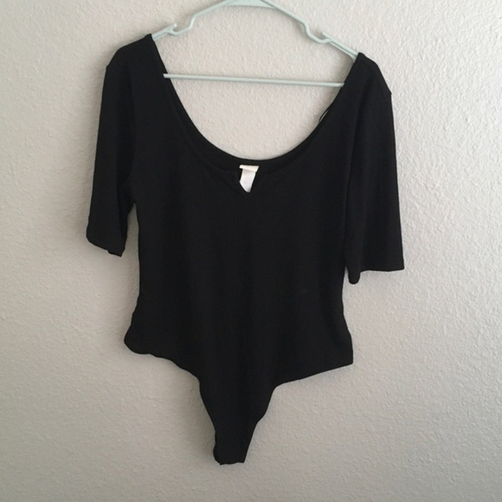 H&M Black Scoop Neck Short Sleeve Bodysuit